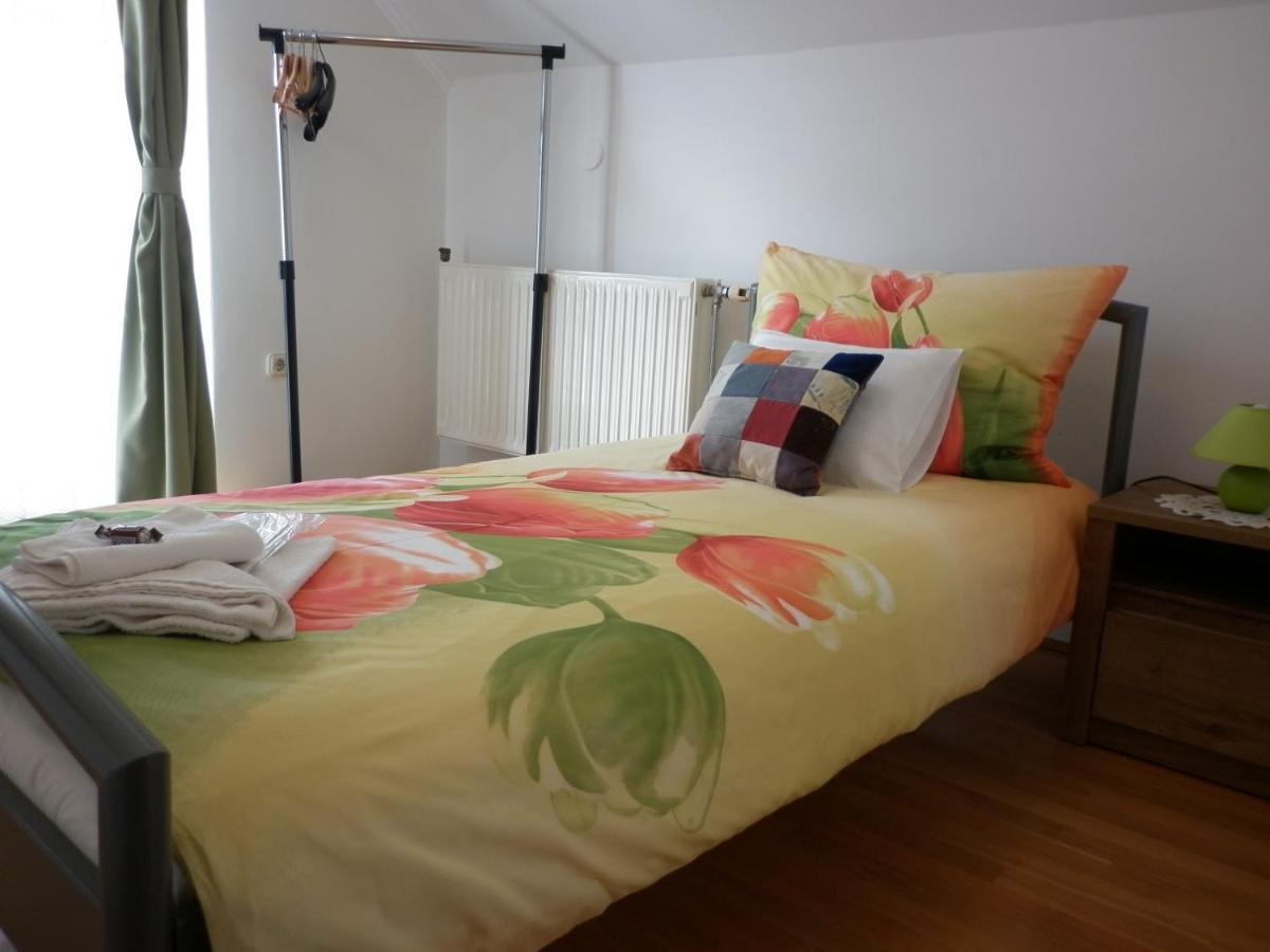 Manor Villa Heviz Bagian luar foto