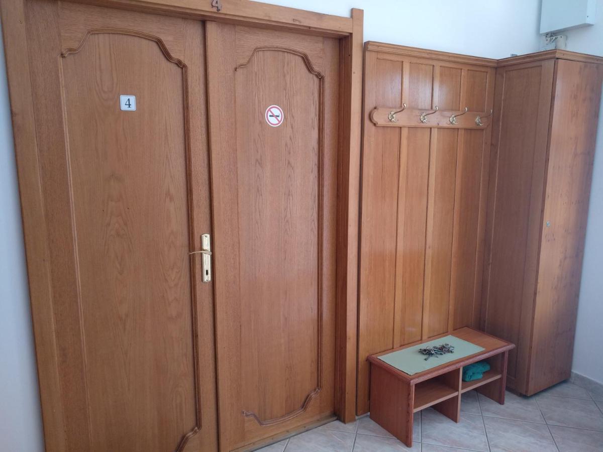 Manor Villa Heviz Bagian luar foto