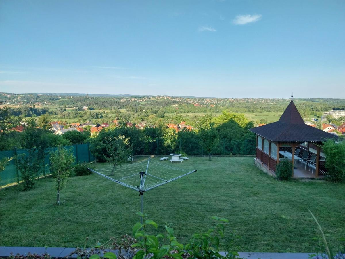 Manor Villa Heviz Bagian luar foto