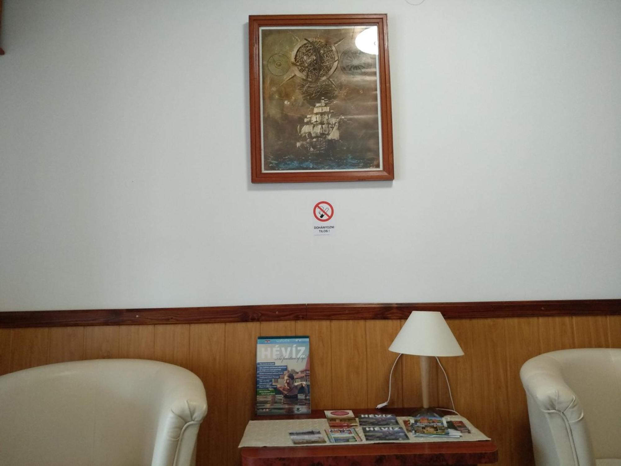 Manor Villa Heviz Ruang foto